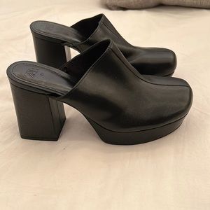 Black Leather Zara Heeled Clogs